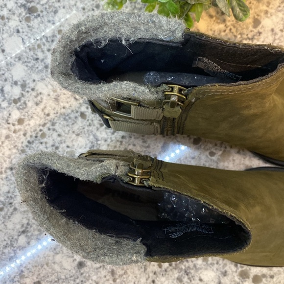 Sorel Boots 8.5 Lolla Ankle NL2269-213 Olive Leather Buckle Side Zipper H20Proof - Picture 3 of 9